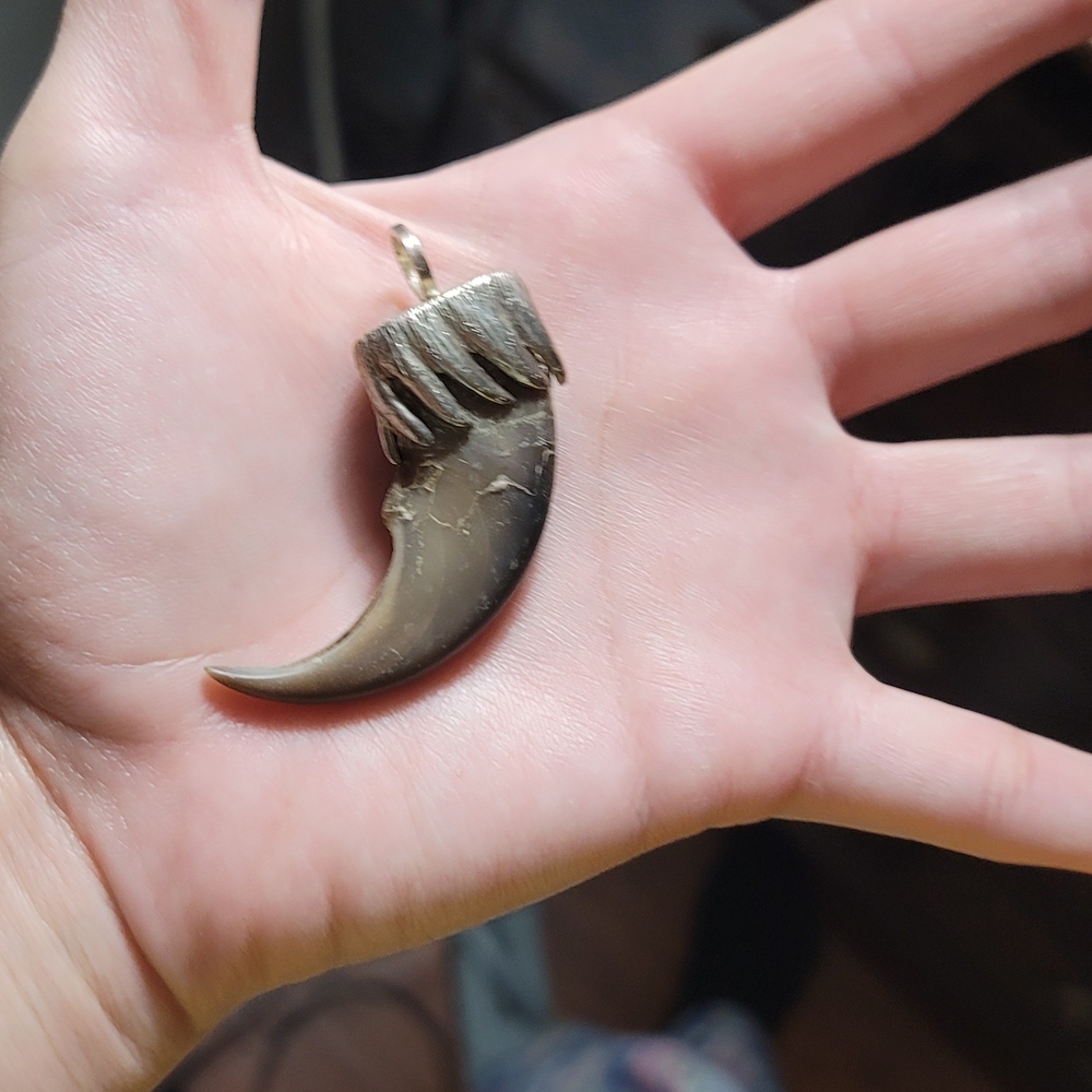 Silver Bear Claw Pendant